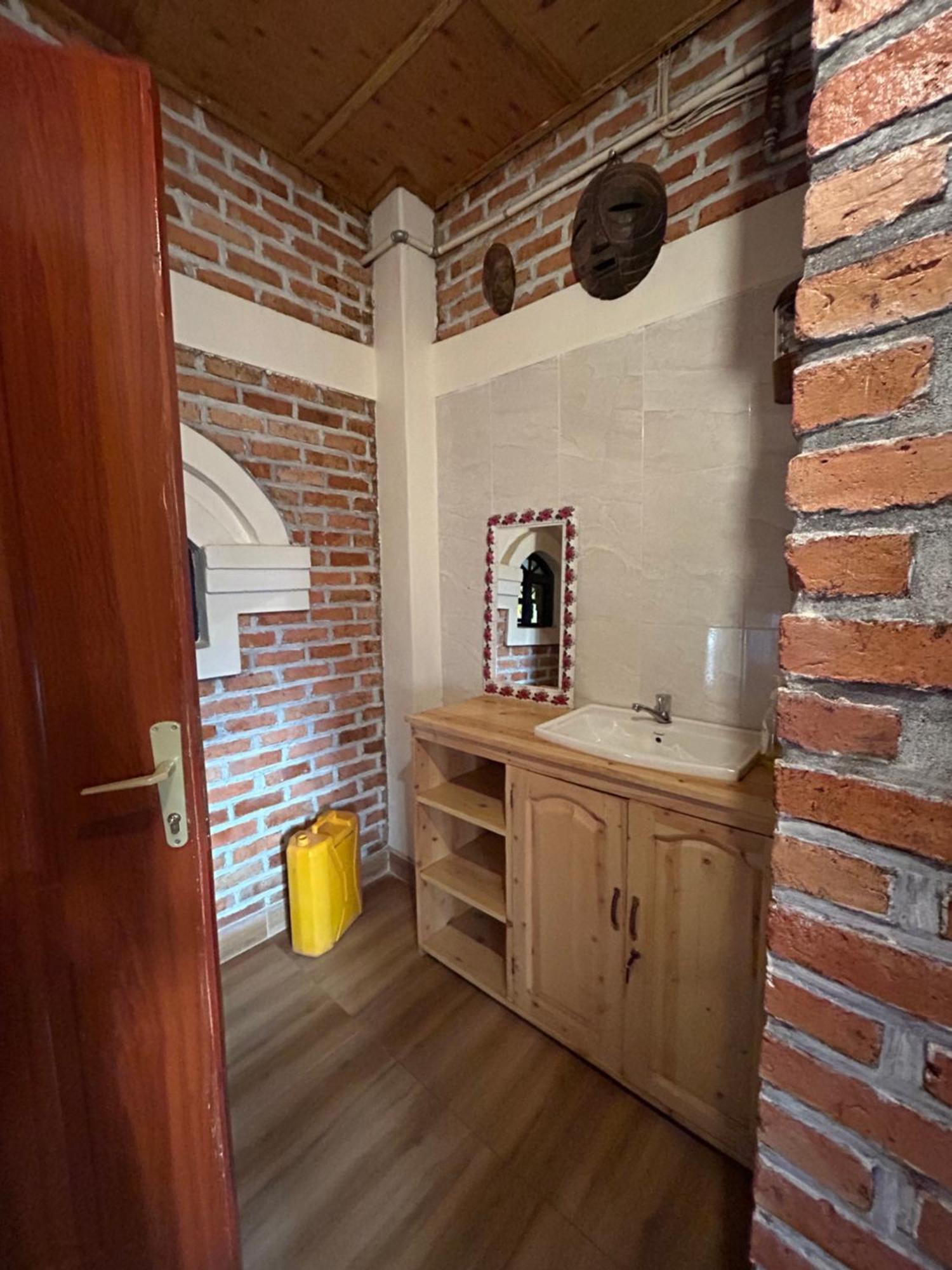 Stany'S Apartments Butare Ngoại thất bức ảnh